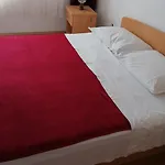 Apartament And Kiko