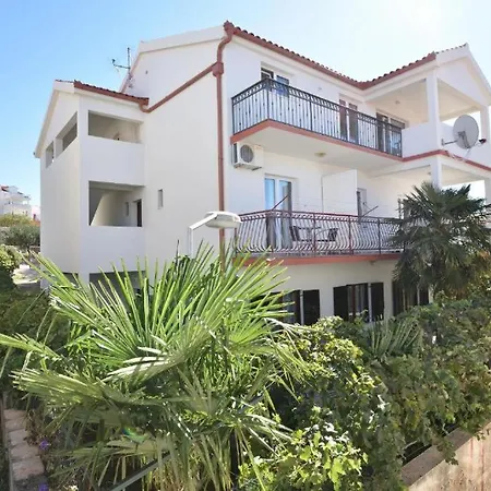 アパート And Kiko *