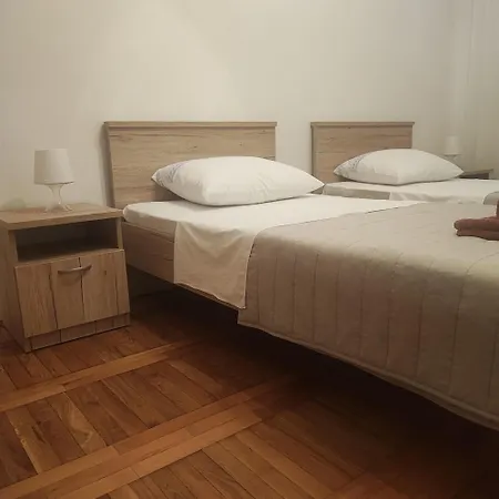 And Kiko Apartment Primosten