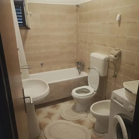 公寓 And Kiko 普利莫顿