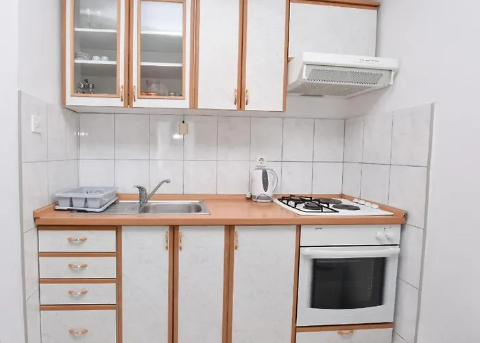 And Kiko Apartman Primosten